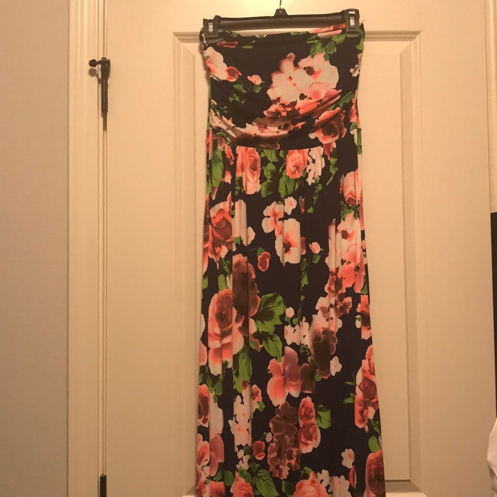 Maxi dress